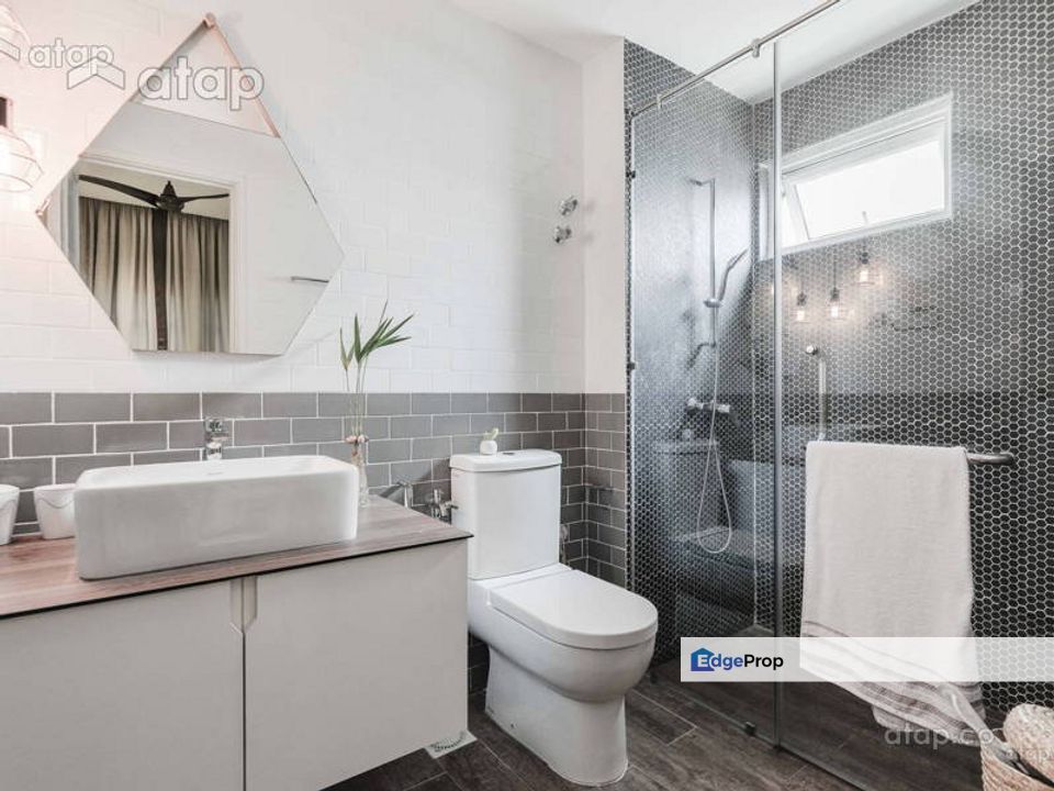 UNIQUE LONDON THEMED CONDO in Sungai Besi Monthly 1.5k only!!!, Kuala Lumpur, Salak Selatan