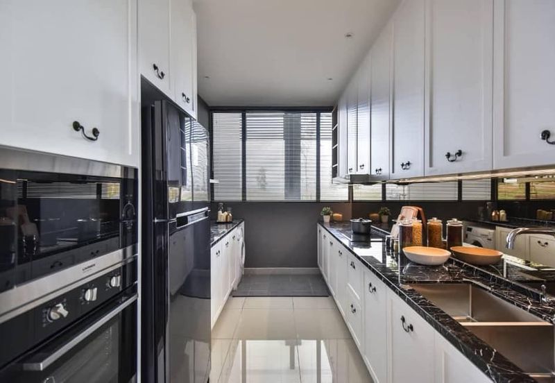 Easy Access to Kota Kemuning Shah Alam [Monthly 1.7k Get 4R2B Condo]