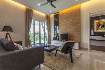 Kota Kemuning 4B2R Fully Furnished Sky Condo [Landed size!] Monthly 1.7k