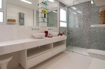 Nautica Lake Suites @ Sunway South Quay