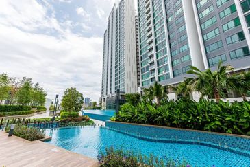 [BEST BUY BIG CONDO HERE!] 4B2R Monthly Rm1.8k Get!