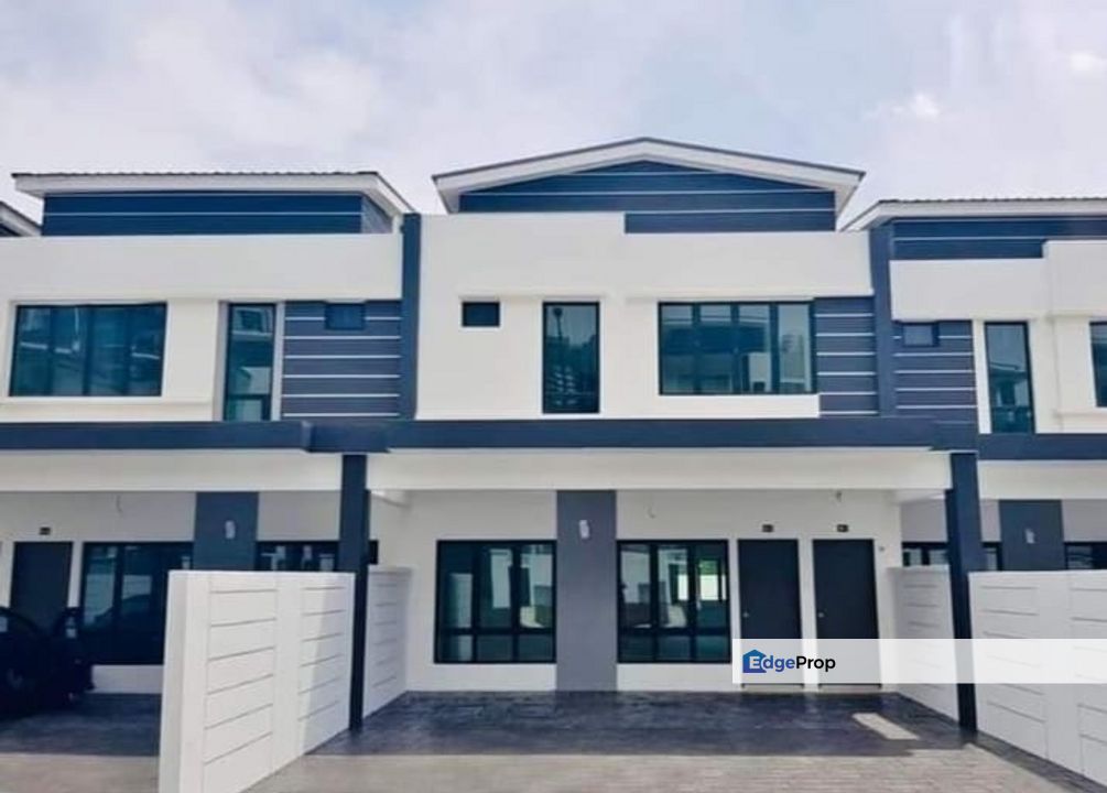 Puchong New landed Double storey 22x80 Freehold for Sale RM465,000 By