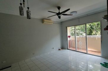 Saraka Apartment