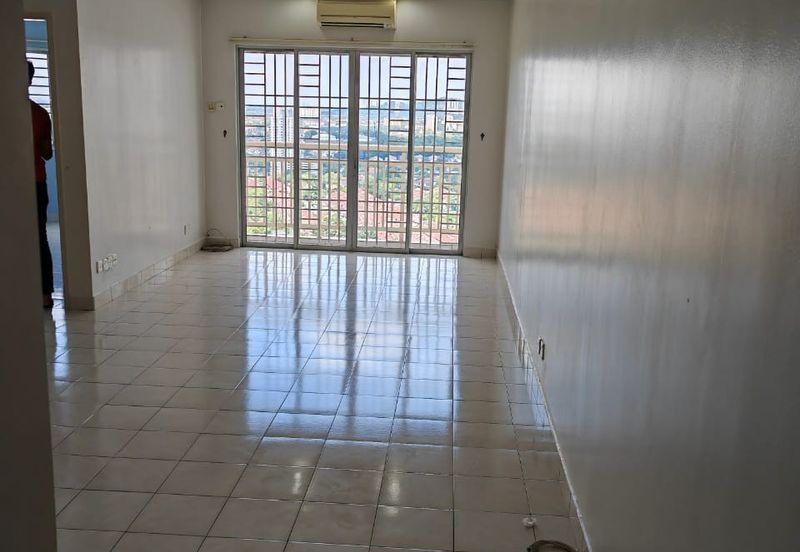 Puteri Bayu Apartment