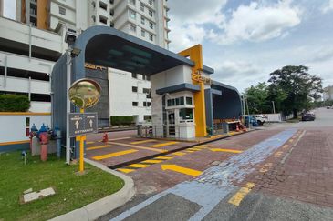 The Zest @ Kinrara 9