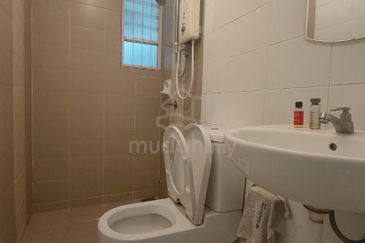 The Zest @ Kinrara 9