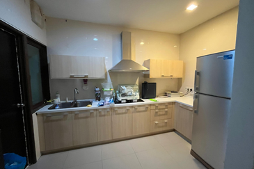 Desa Idaman Residences