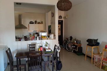 Desa Idaman Residences