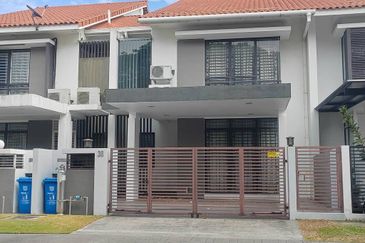 Pentas 2 @ Alam Impian