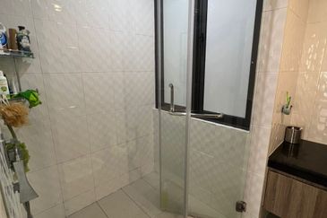 Zefer Hill Residence