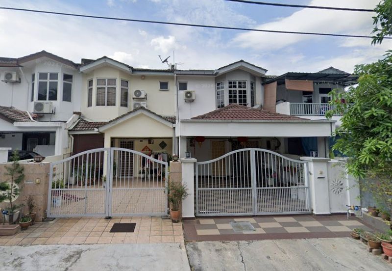 Taman Saujana Puchong