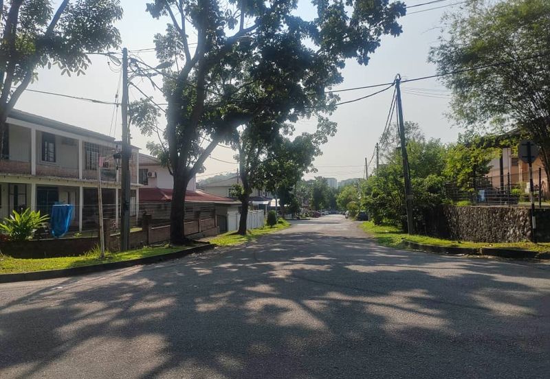 Taman Saujana Puchong