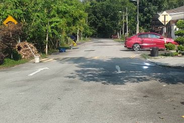 Taman Saujana Puchong