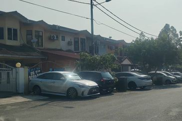 Taman Saujana Puchong