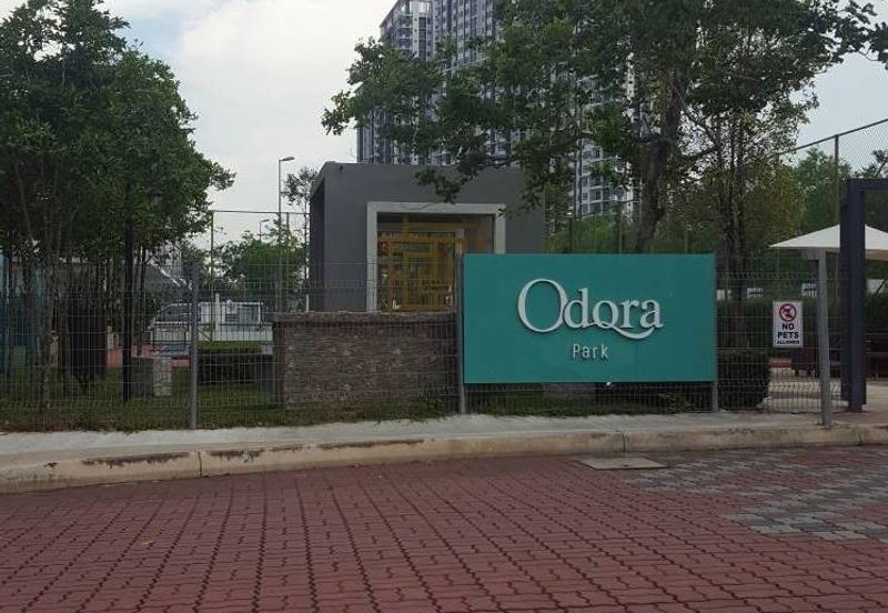 Odora Parkhomes @ 16 Sierra