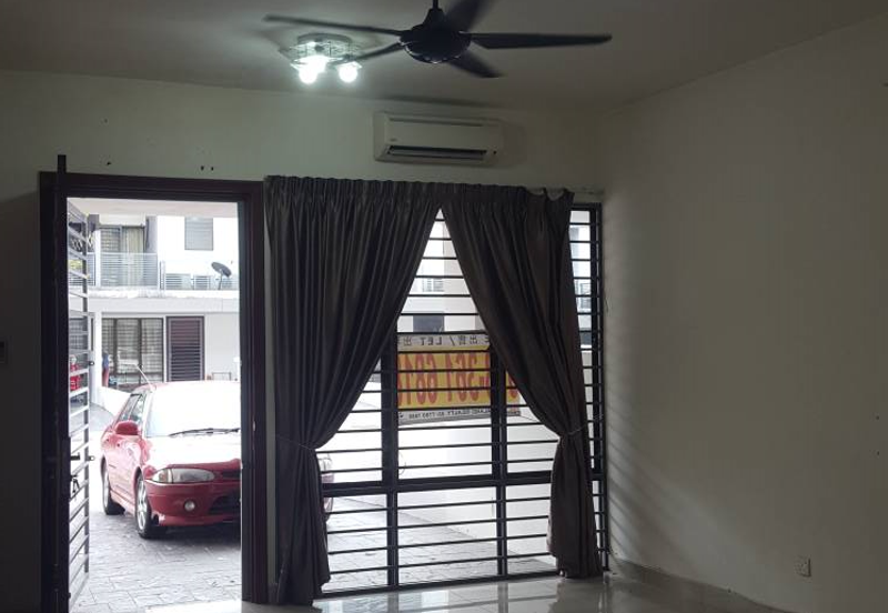 Odora Parkhomes @ 16 Sierra