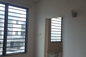 Odora Parkhomes @ 16 Sierra