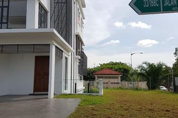 Residence 33 @ Kota Kemuning