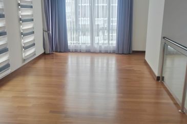 Akira @ 16 Sierra (Sierra 9)