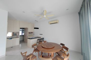 Akira @ 16 Sierra (Sierra 9)