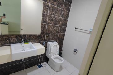 Akira @ 16 Sierra (Sierra 9)