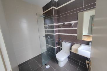 Akira @ 16 Sierra (Sierra 9)