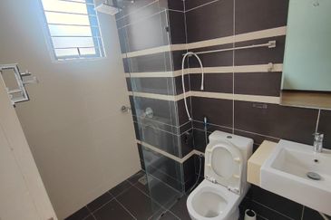 Akira @ 16 Sierra (Sierra 9)