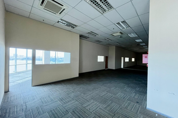 Pusat Perdagangan Seri Kembangan