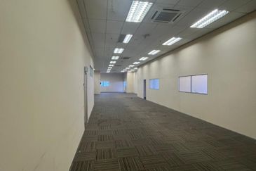 Pusat Perdagangan Seri Kembangan