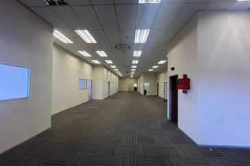 Pusat Perdagangan Seri Kembangan