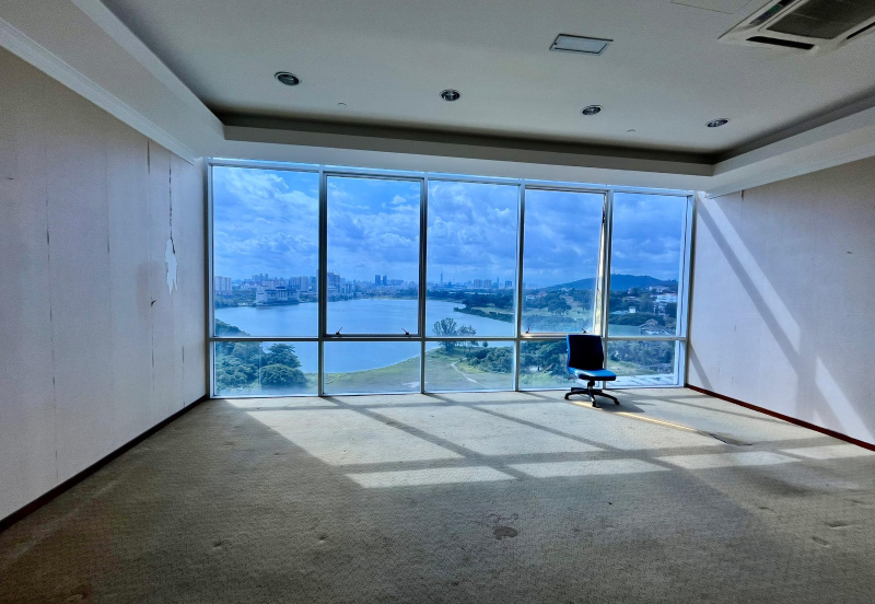 Pusat Perdagangan Seri Kembangan