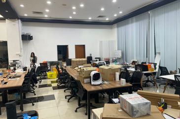 Pusat Perdagangan Seri Kembangan