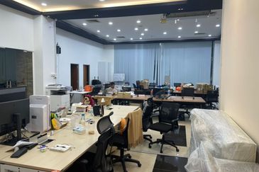 Pusat Perdagangan Seri Kembangan