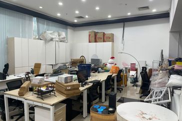 Pusat Perdagangan Seri Kembangan