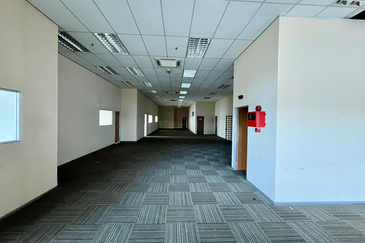 Pusat Perdagangan Seri Kembangan