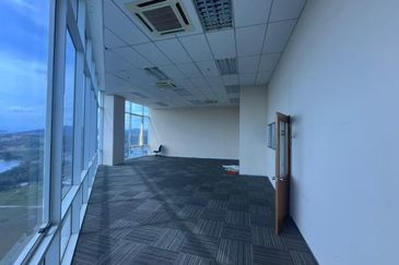 Pusat Perdagangan Seri Kembangan