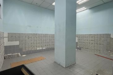 Pusat Perdagangan Seri Kembangan