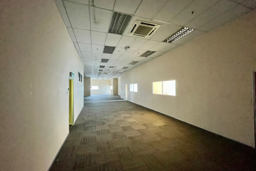 Pusat Perdagangan Seri Kembangan