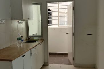 Savanna Executive Suites @ Southville City