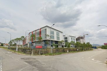 Pusat Perdagangan Maisons