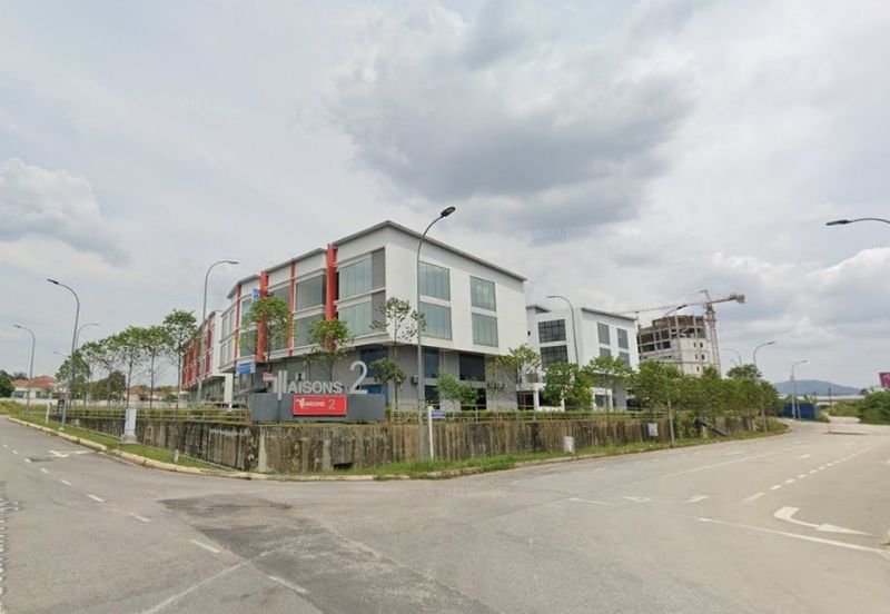 Pusat Perdagangan Maisons