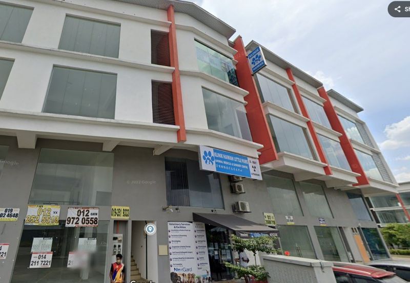 Pusat Perdagangan Maisons