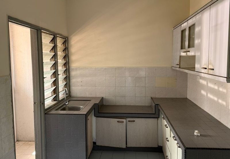 Sri Kenanga Apartment