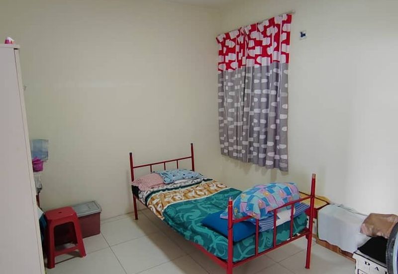 Calisa M @ Calisa Residences