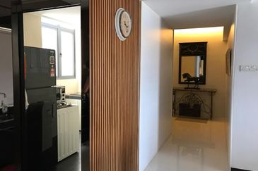 SetiaWalk R3 Solace Service Apartment