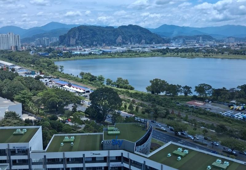 Clarita Tower @ Eco Sky