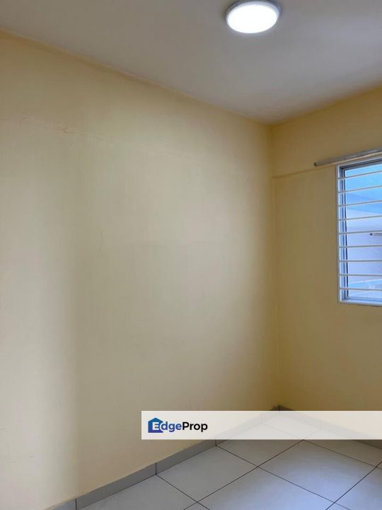 Calisa M, Selangor, Puchong