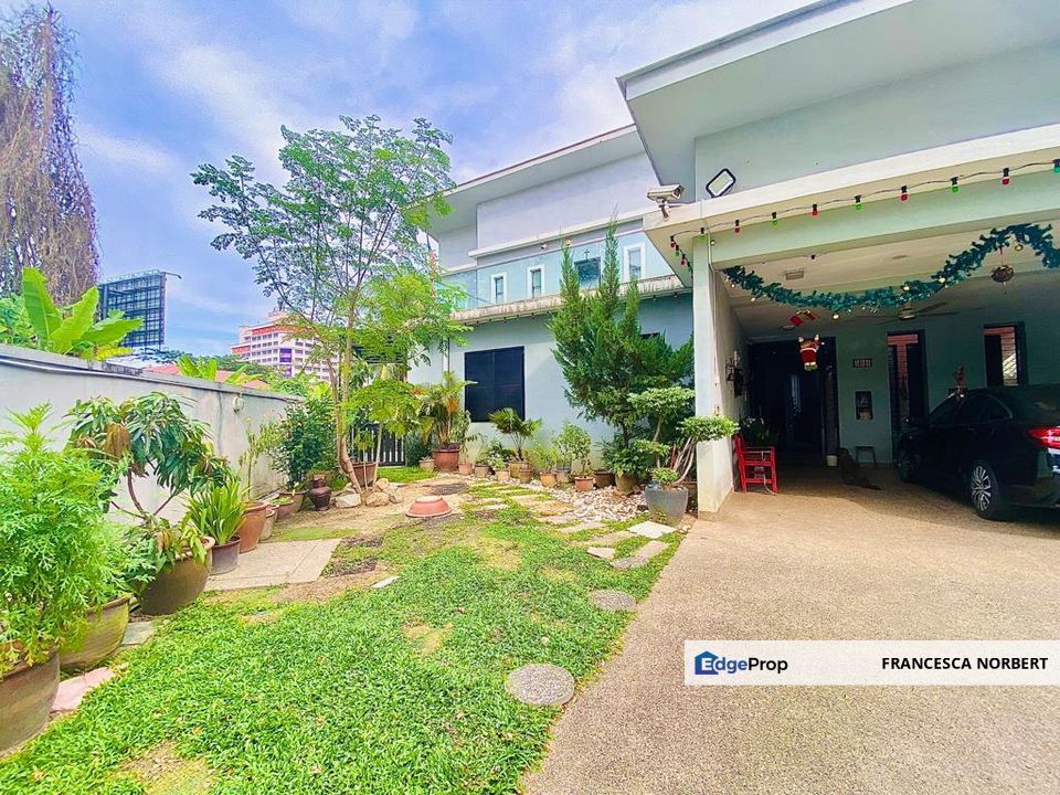 PRIME LOCATION EMBASSY ROW near KLCC Bungalow House with Pool Spacious Garden at Taman Ampang Utama Ampang Kuala Lumpur for Sale Commercial Title, Selangor, Ampang