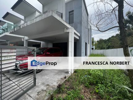 Freehold Two Storey Terrace End Lot House at Kajang East Precinct 4 For Sale, Selangor, Semenyih