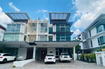 Jacaranda Garden Residence